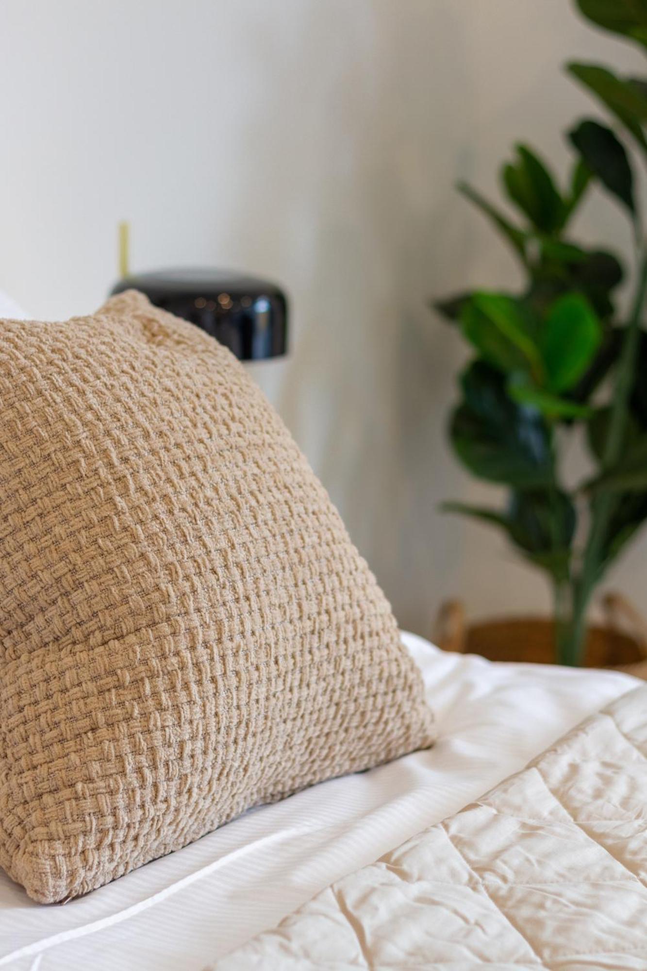 Single Level Studio, Cbd Escape: King Bed Christchurch Dış mekan fotoğraf